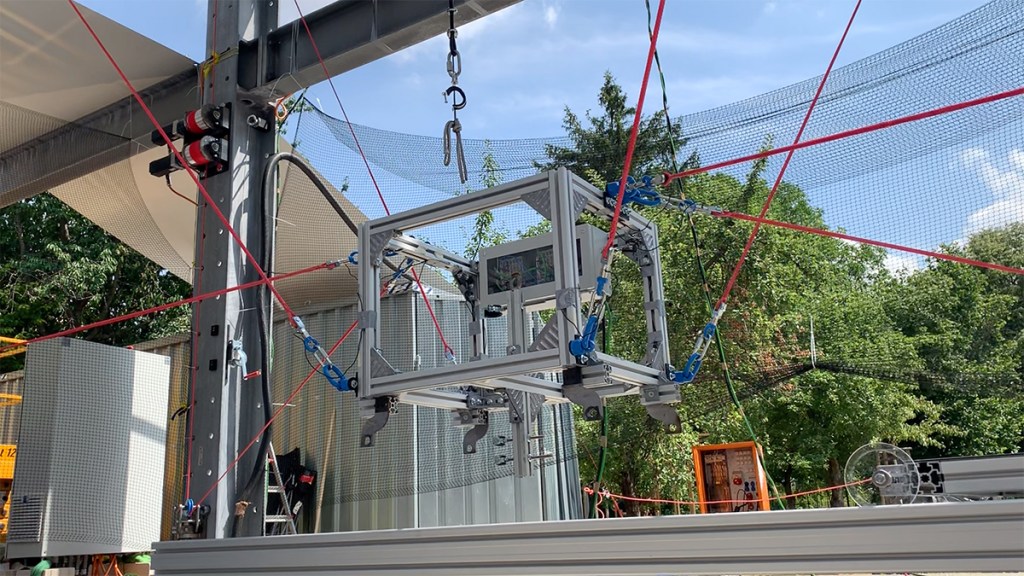 Bauhaus-Universitat Weimar 3D Printed Facade via Cable&nbsp;Robot